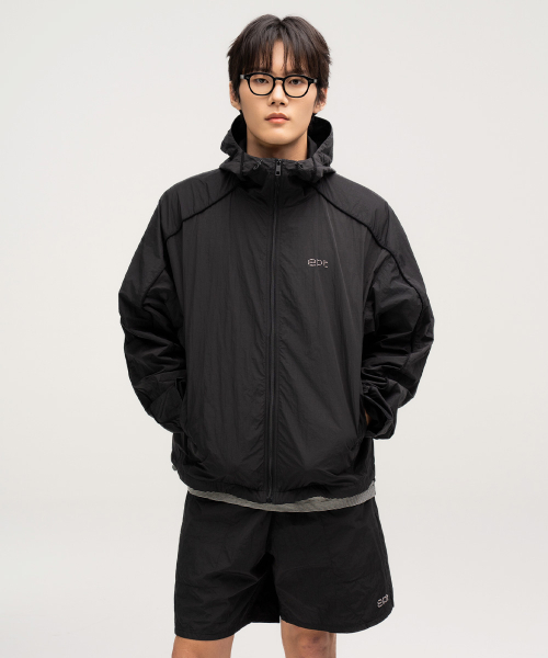 STUDDED WINDBREAKER (BLACK)