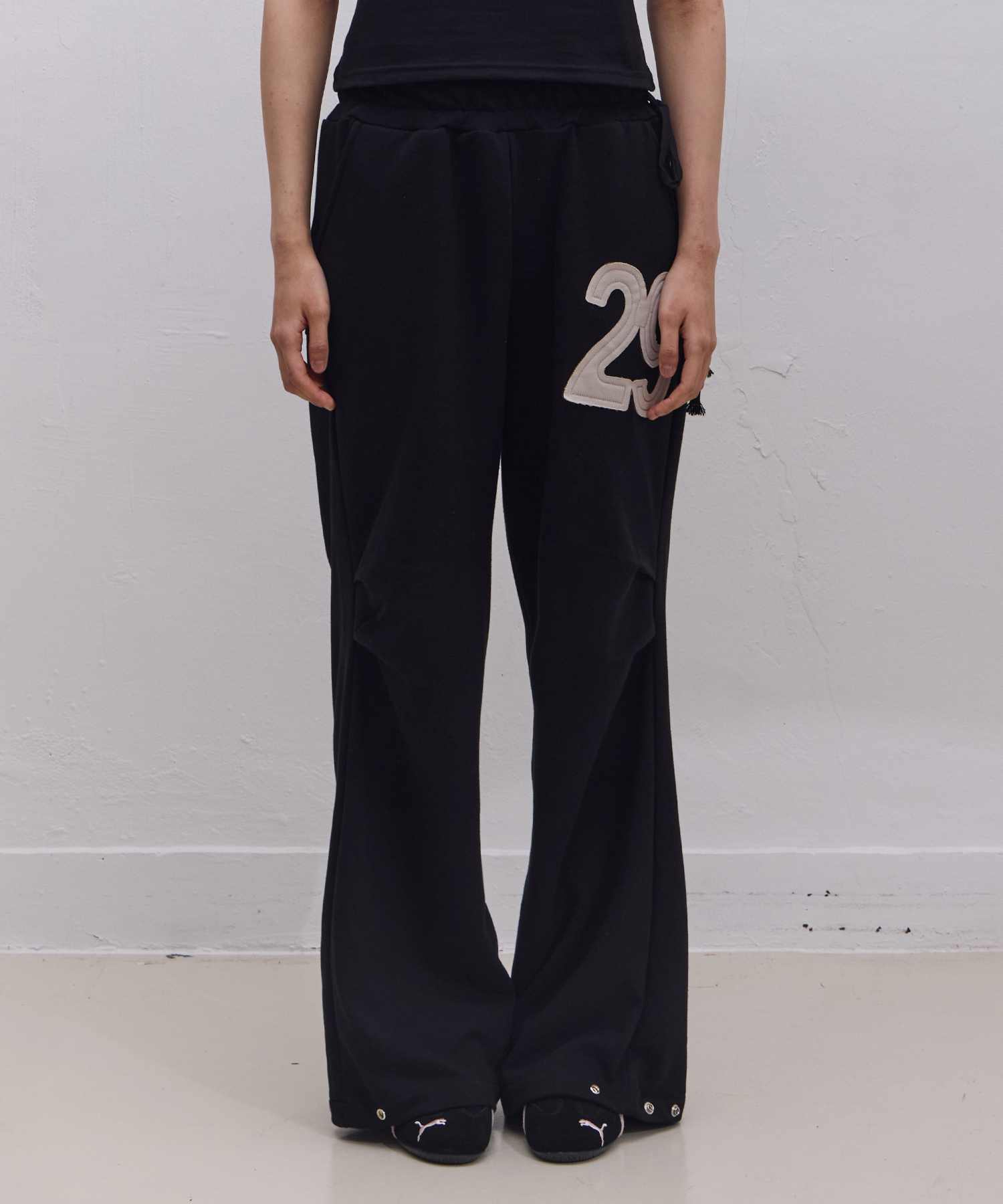 29patchwork Pintuck Sweatpants (Black)