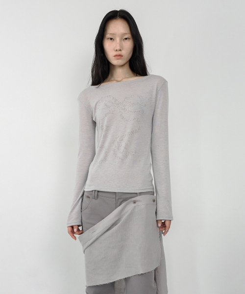 RIBBON TYPO LONG SLEEVE SAND BEIGE