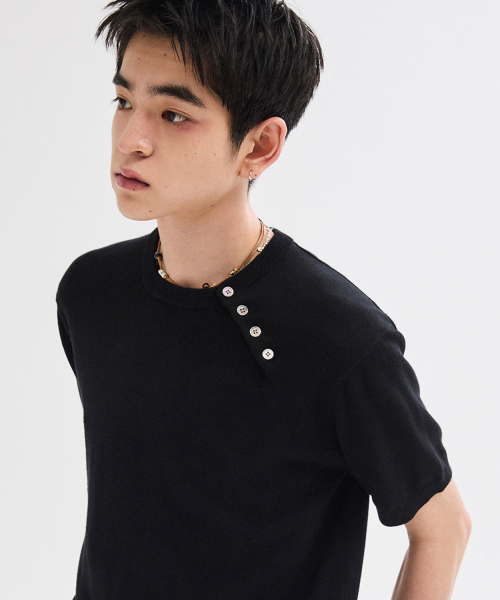 Трикотажная футболка с косой застежкой хенли (black)