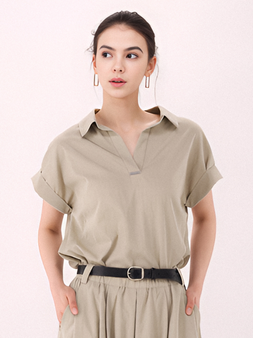 Half Sleeve Glossy Blouse _Beige