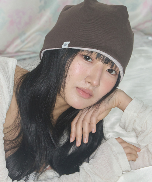 cozy stripe reversible beanie light pink