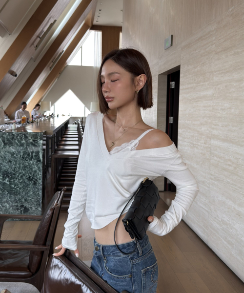 G DEEP V-NECK KNIT (WHITE)