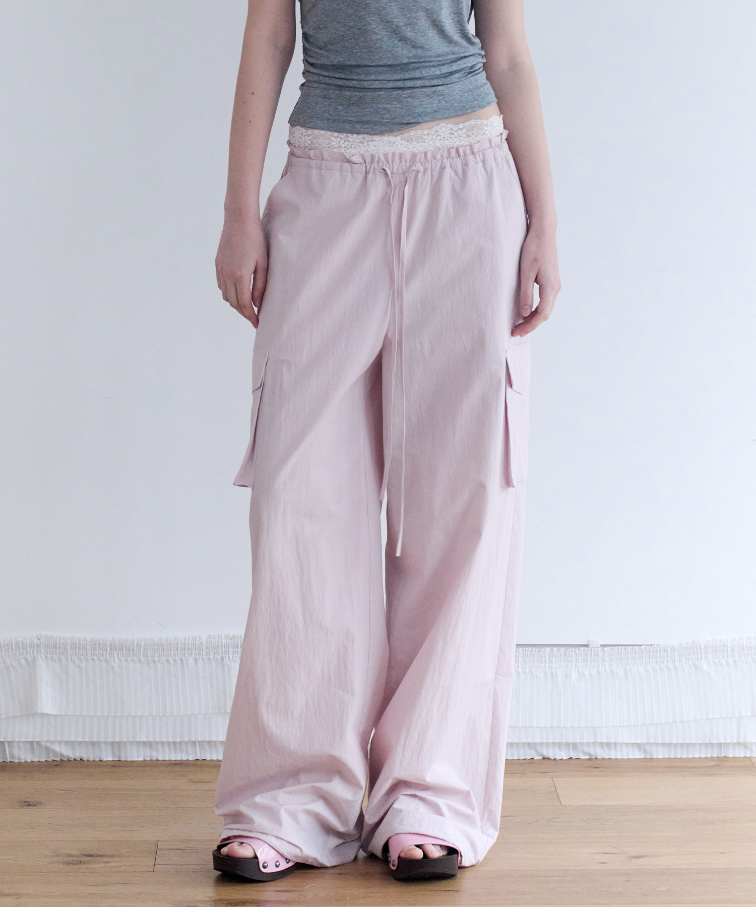 PARACHUTE CARGO PANTS PINK