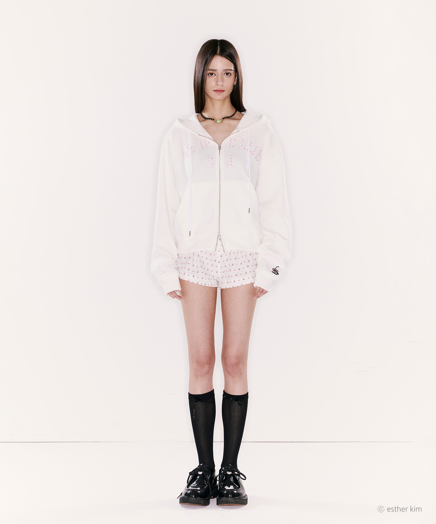 ESTHER BUNNY X AS IF CALIE BUNNY PATTERN APPLIQUE HOOD ZIP UP WHITE