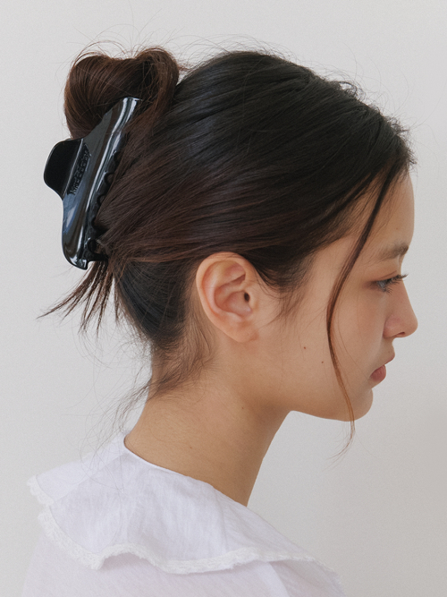 kinda essential large hair clip - black