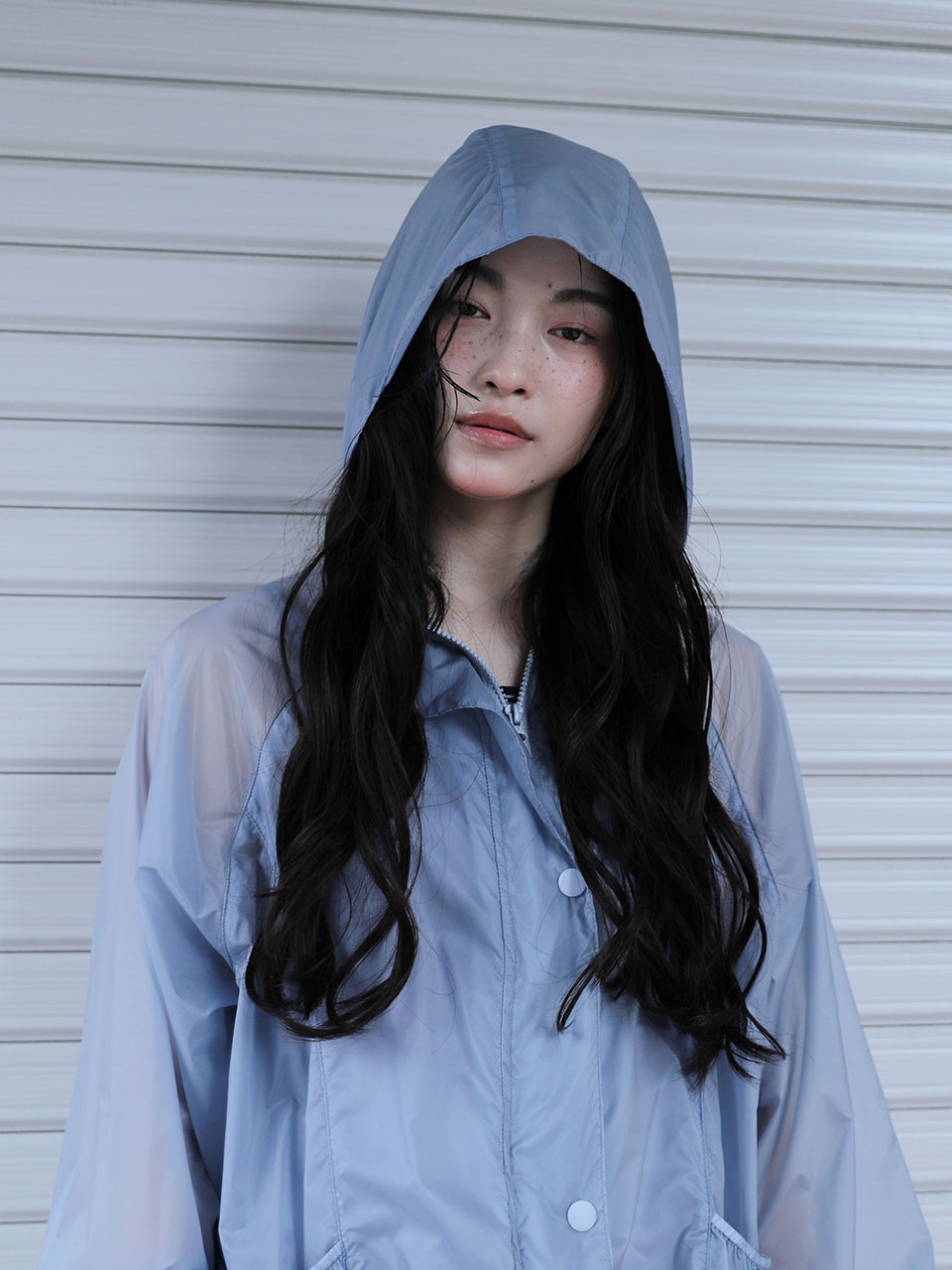 SHINING RUFFLE WINDBREAKER JACKET(BLUE)
