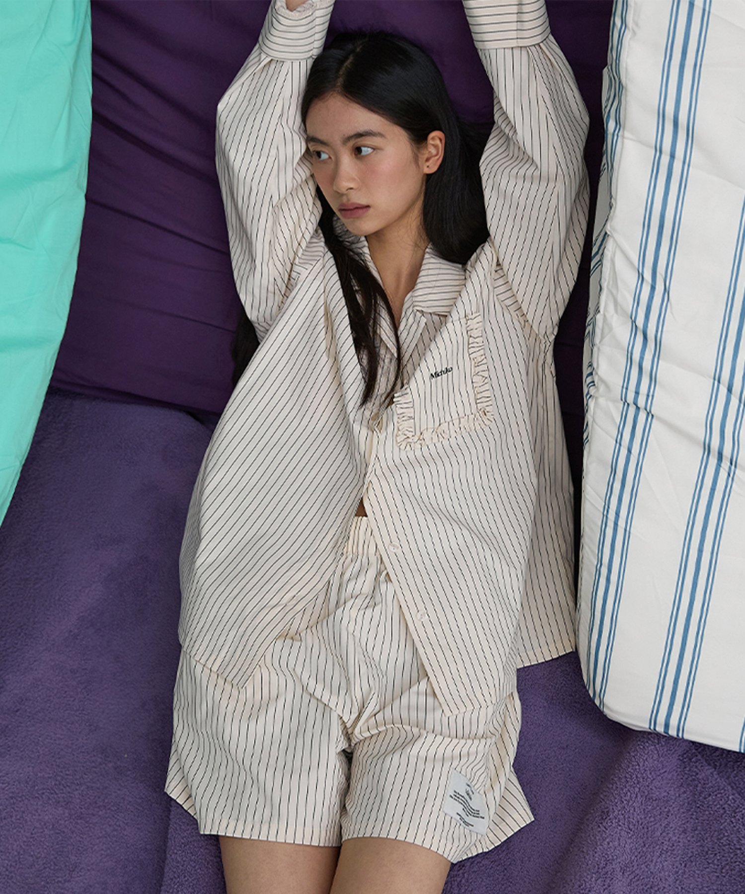 Ruffled карман Pajama Set Butter cream