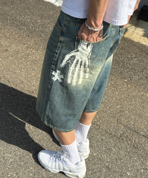 Hand Sign Denim Bermuda Pants BLUE