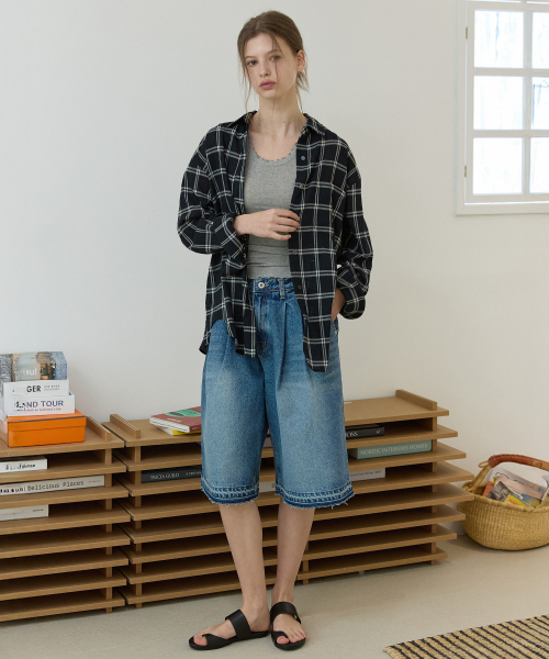 Bermuda denim pants