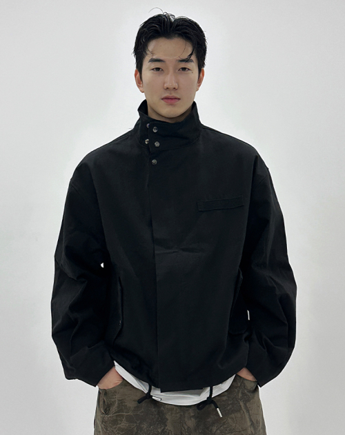 미니멀 하이넥 숏 야상 자켓 _ 블랙