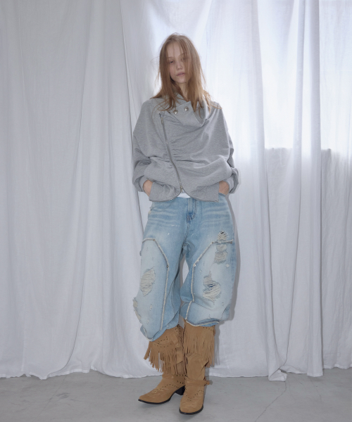 DISTRESSED PANEL JEANS / LIGHT BLUE