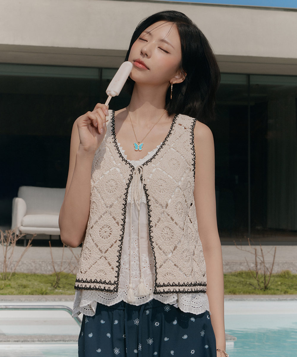 Жилет с вышивкой кроше 26SS DAZE DAYZ Collaboration
