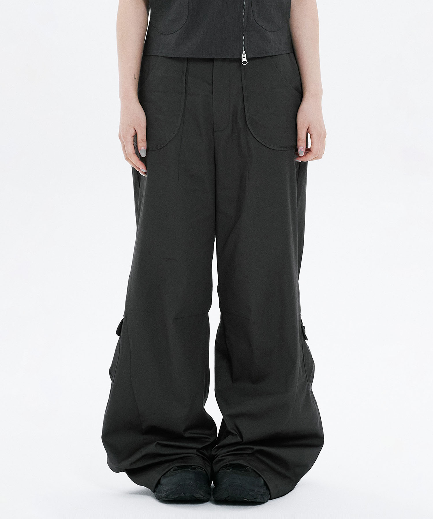 Side shirring pocket wide pants GREY