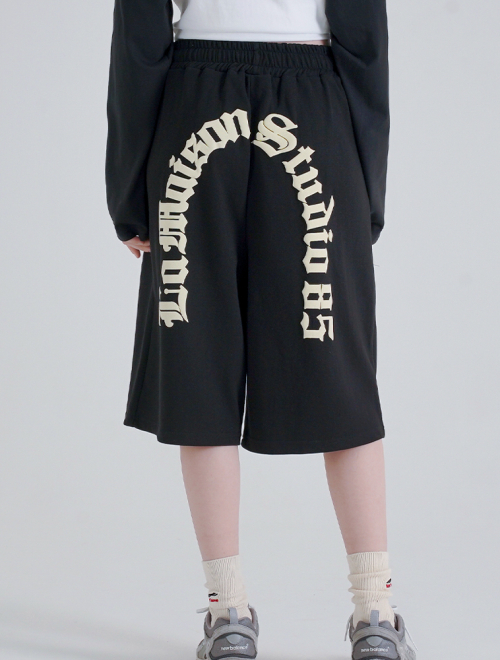 Бермуды Arch Logo с одним защипом Black (FCG2PT815M)
