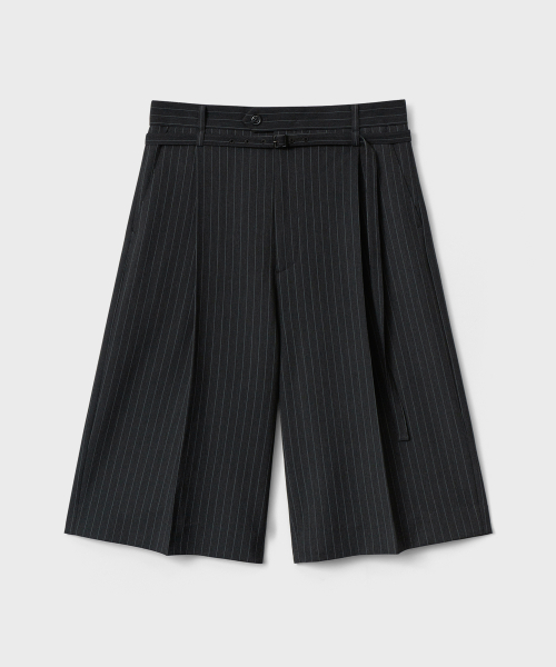 Бермуды со складками и ремнем - Charcoal Stripe