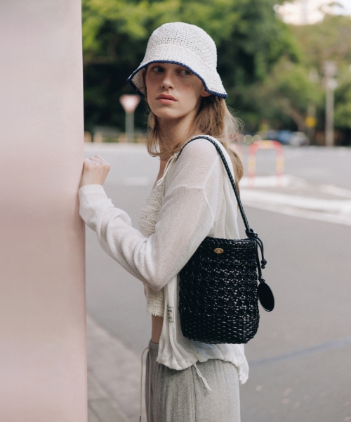 handcrafted weaving bag (shoulder) - black (S)