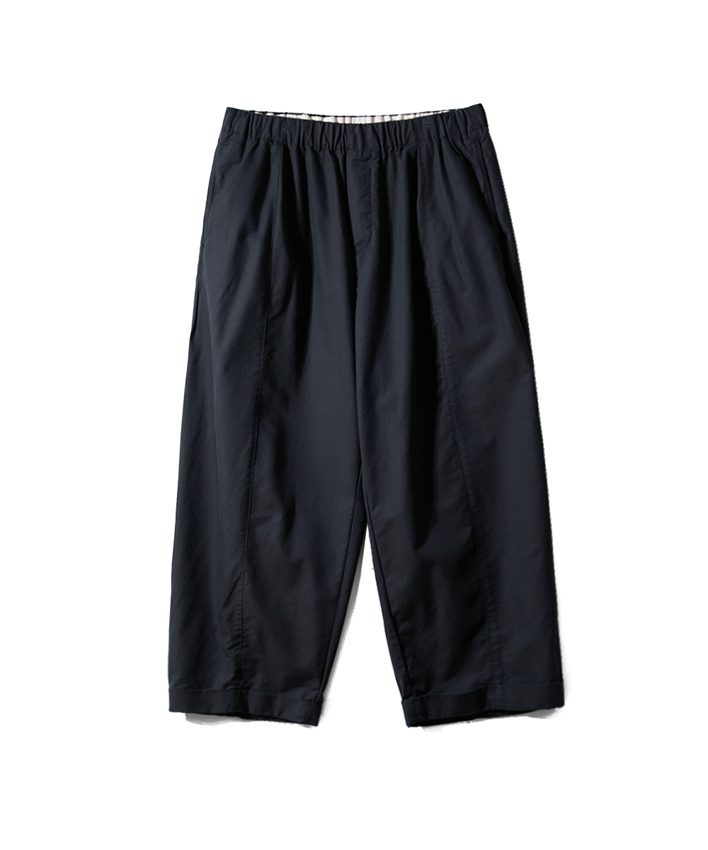 Blossom Curved Barrel Pants Black
