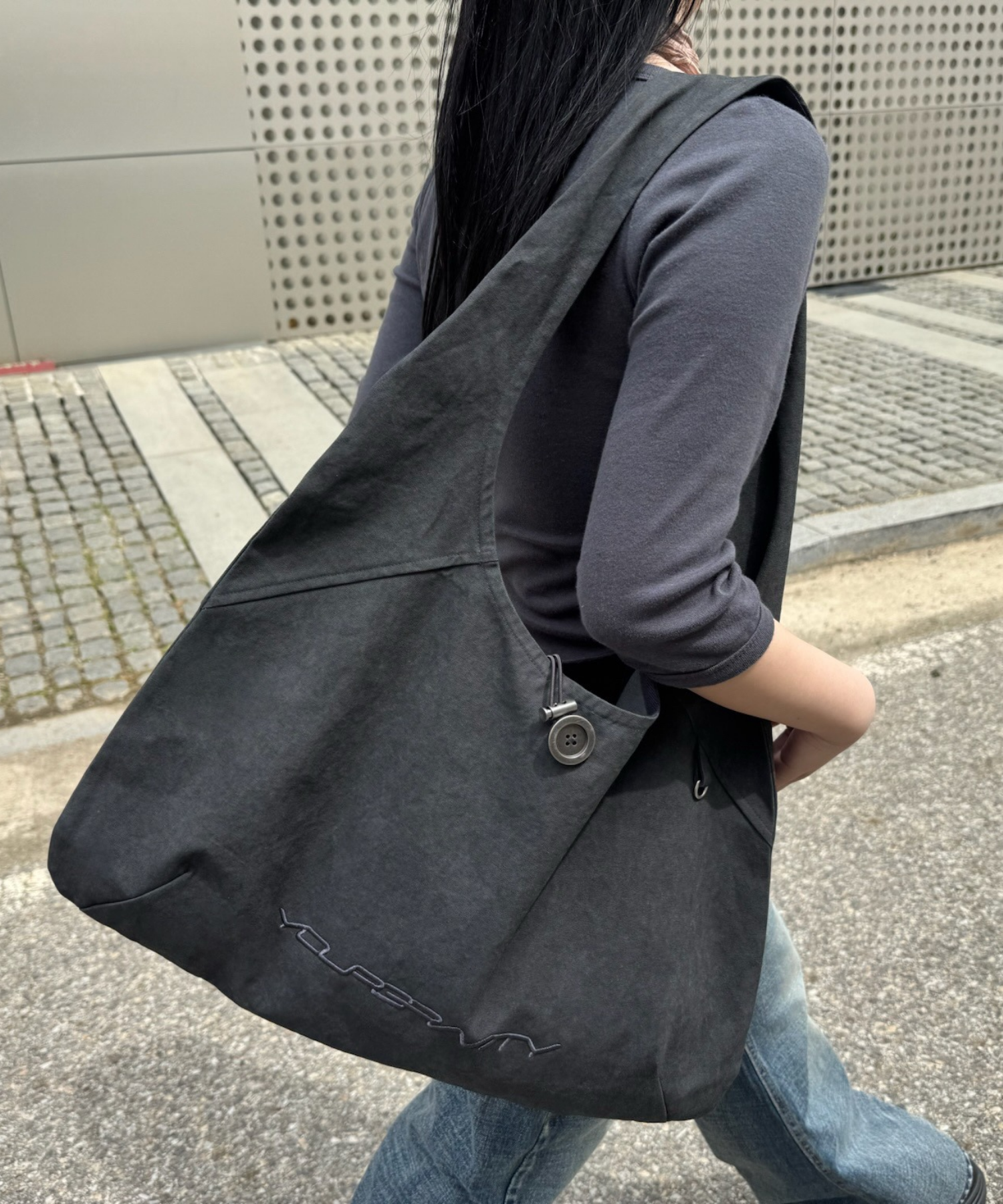 String Shoulder Bag - charcoal