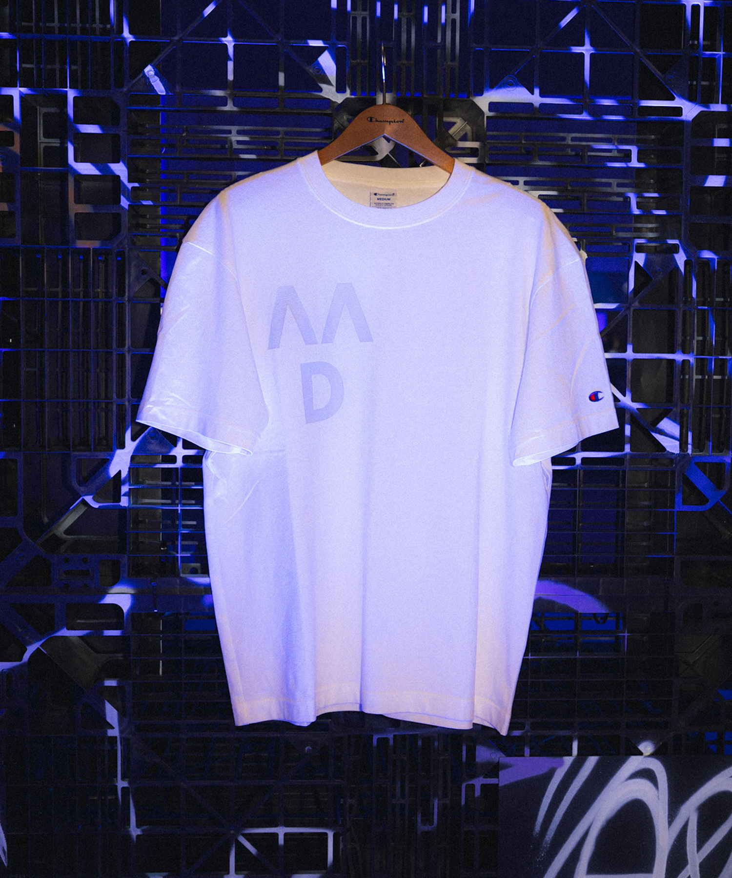 Футболка Champion X VVD Graphic White