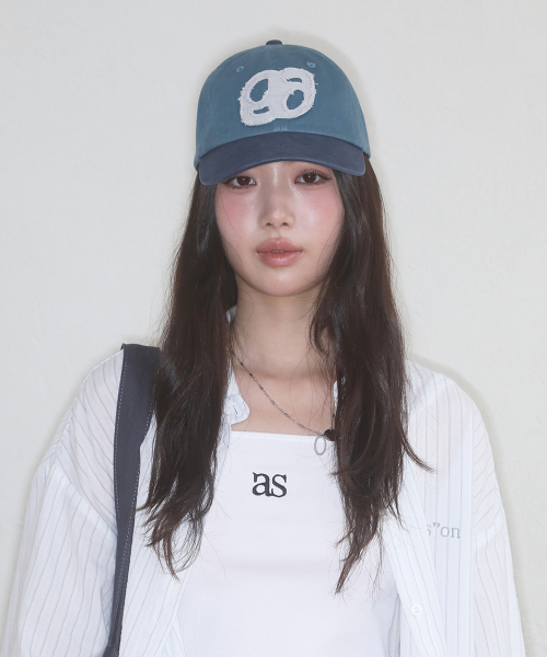 TWO TONE PATCH BALL CAP