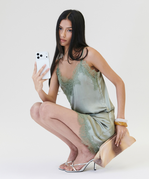 Cilly Satin Top [KHAKI]