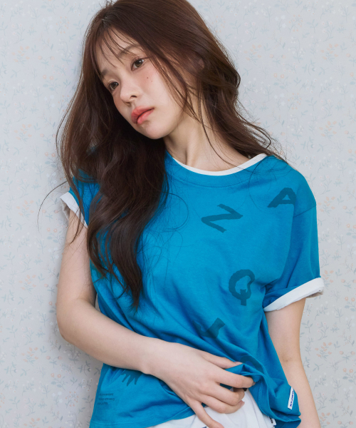 Ke404. typo semi crop tee blue