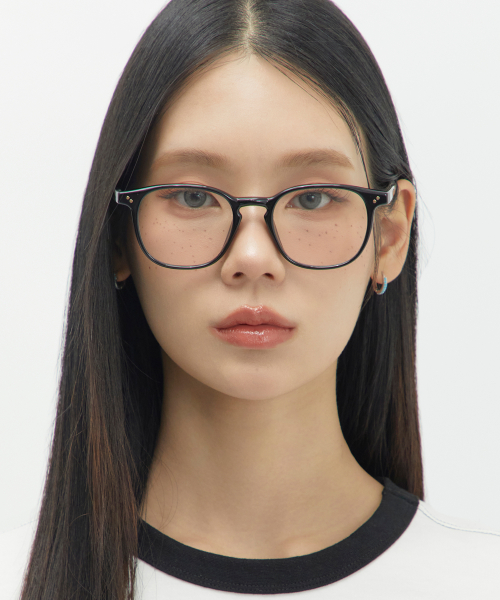 ROAN 01 BLACK