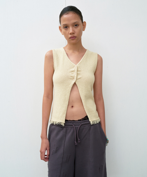 Button knit vest (w) слоновая кость