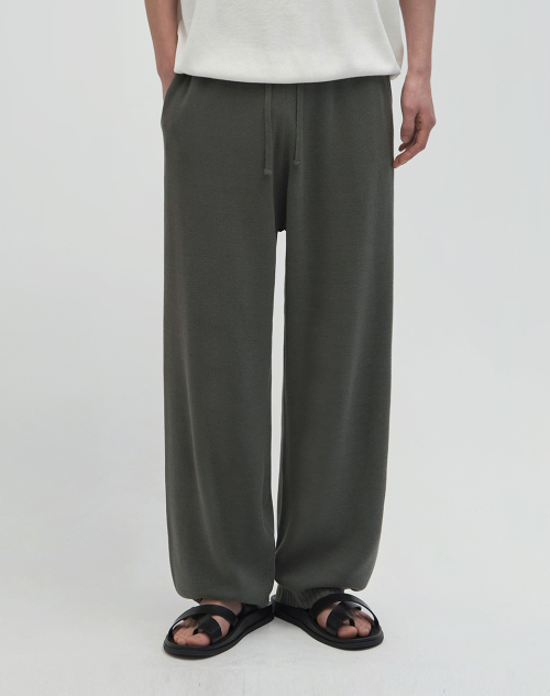 Легкие бамбуковые полуширокие трикотажные брюки [Olive Green]