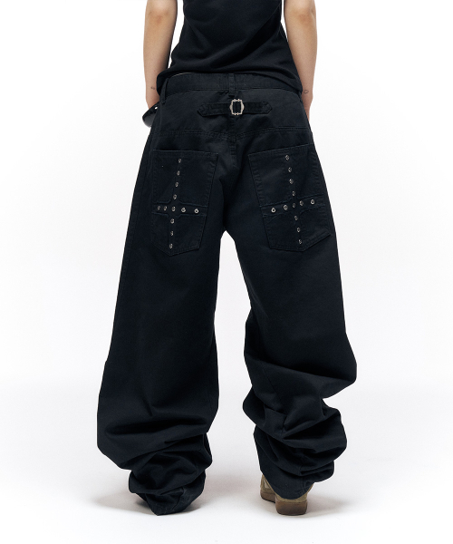 ENGINEERED CURVED PANTS BLACK