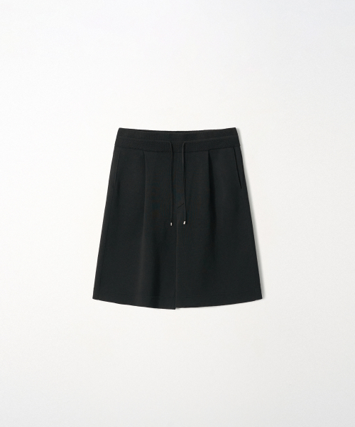 One-Tuck Knit Shorts_Black