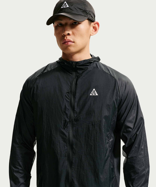 Куртка ACG Airys UV Protection M - Black:Summit White / IF2105-010