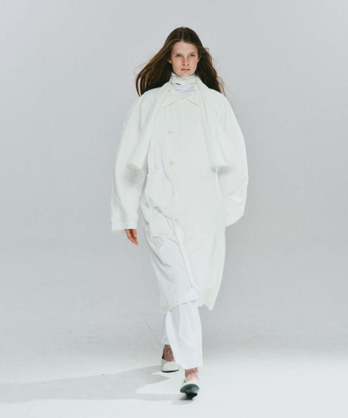 VEIL TRENCH COAT (WHITE)
