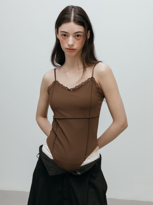 LACE SLEEVELESS TOP / BROWN