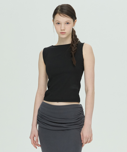 Boat Neck Slim Sleeveless Top (Black)