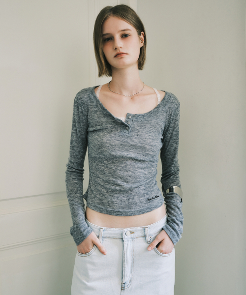 SOFT BUTTON SLIM TOP_GRAY