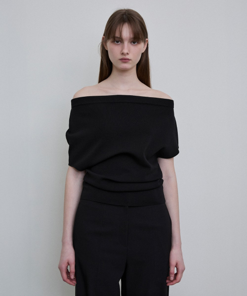 Draped One-Shoulder Knit Top [BLACK]