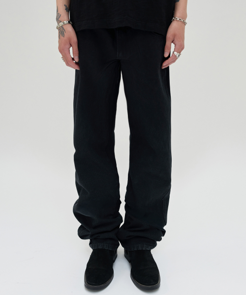 REGULAR STRAIGHT DENIM [BLACK]