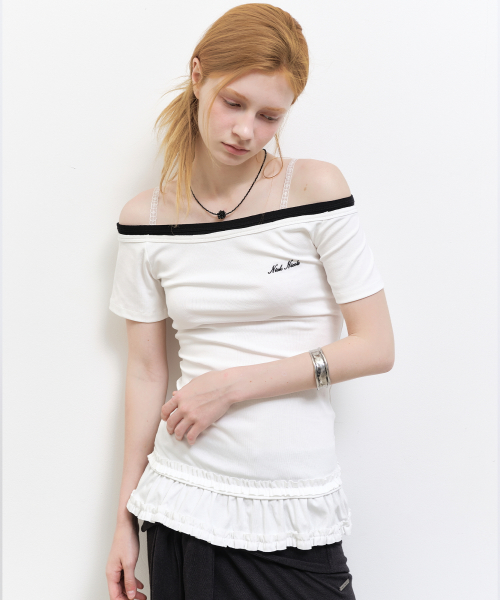 OFF-SHOULDER FRILL HALF TOP_WHITE