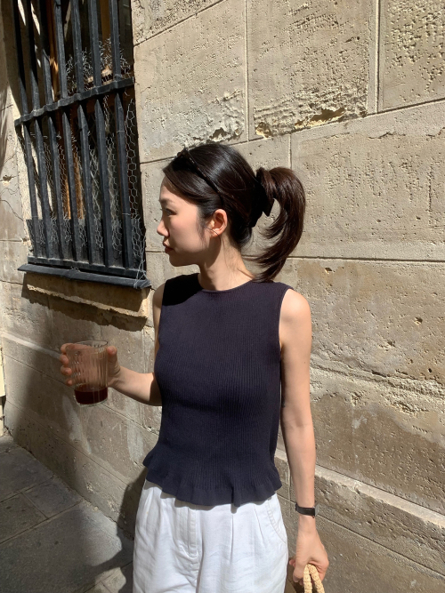 Mia Sleeveless Knit Top