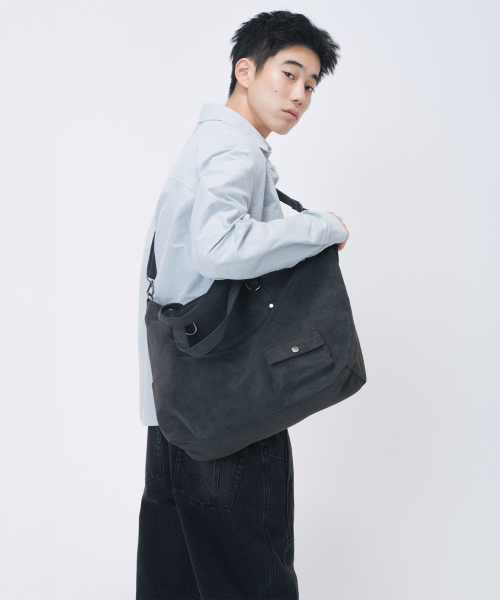 미세키서울 맨 Leather shoulder big bag CHARCOAL