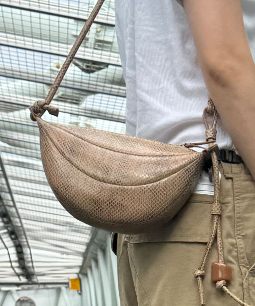 Small fling bag(Python beige)_OVBAX26201PYB