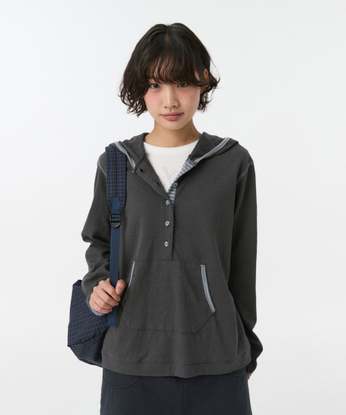 FLORAL BUTTON HOODED LONG SLEEVE, CHARCOAL