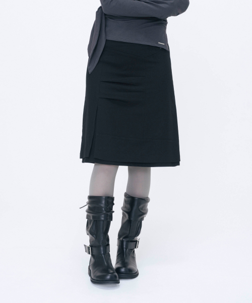 Layered panel pleats midi skirt BLACK