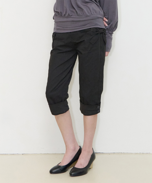TWIN BOW CAPRI PANTS BLACK