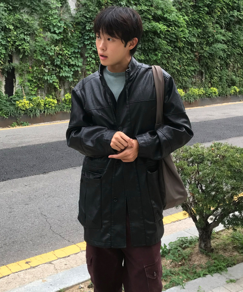 [노미스 X 인템포무드] 트래커 페이크 레더 카코트_블랙