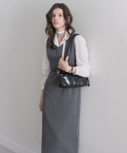 르나브 Wool V-neck One-piece (grey)