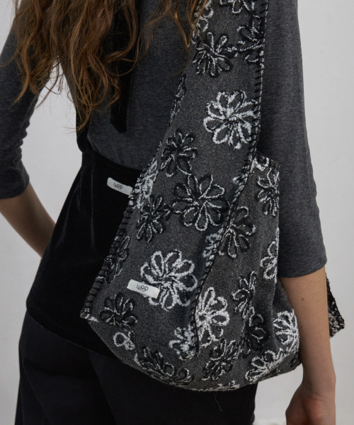 NANA Felt Hobo Bag Grey