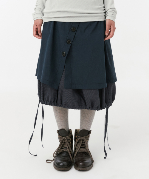 BUTTON STRING LAYERED WRAP SKIRT, NAVY